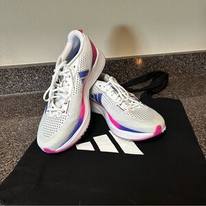 Adidas Adizero Women’s 12.5 or Men’s 11